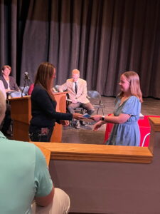 Leah Maddock was the 2026 $1000 Scholarship recipient from the Osakis Lake Association